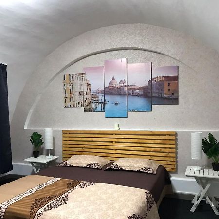 Large Apartment City Centre Bucharest Luaran gambar